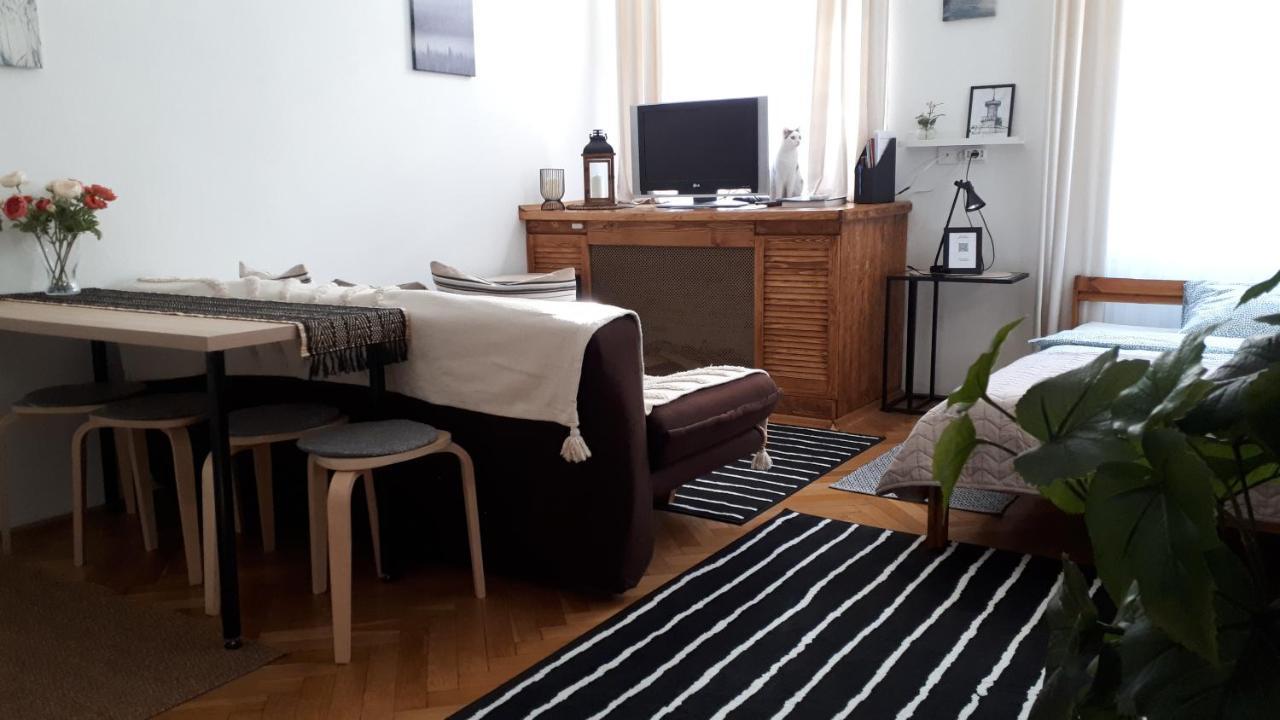 M&M Apartment Budapest House Exterior photo